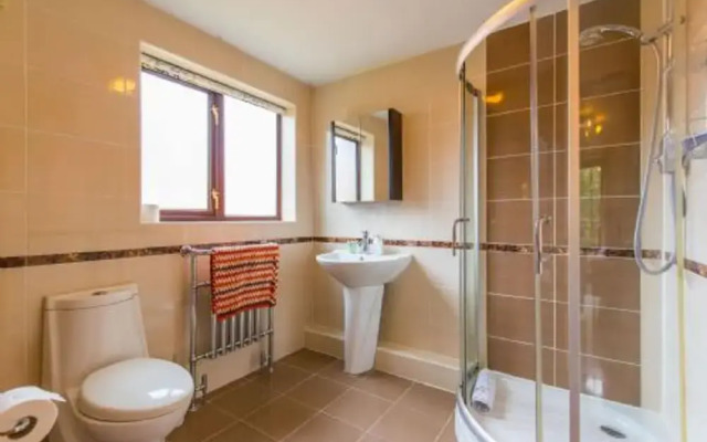 Host Stay Four Seasons