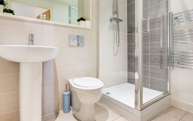 Chic Apartment in Manchester Near Old Trafford