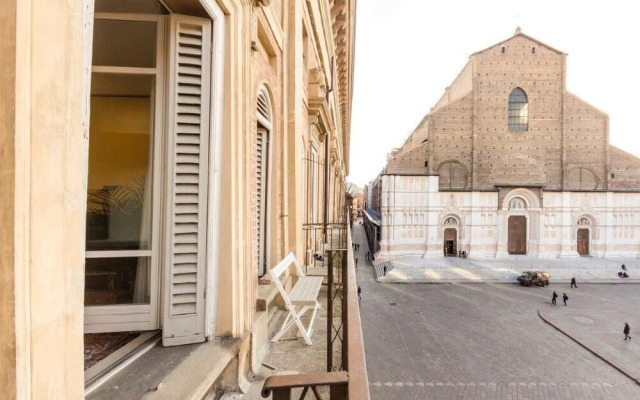 Piazza Maggiore Suite