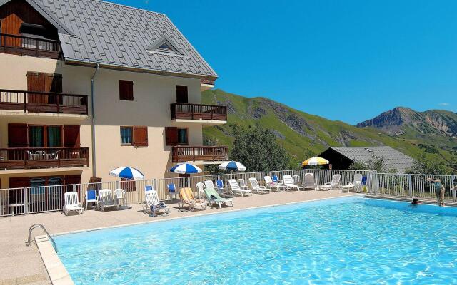 Traditional apartment on the slopes in St Jean d'Arves