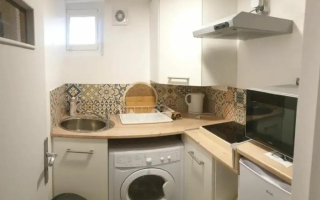 Studio 25m2 indépendant sous-sol