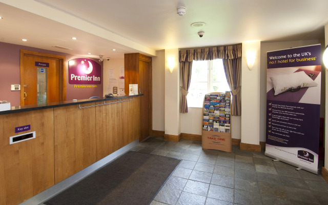 Premier Inn Manchester - Handforth