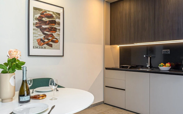 Icon H 302 Suite Micro-living