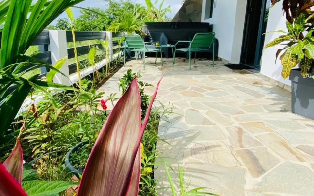 Ti karet - Charmant logement avec Jacuzzi et vue mer