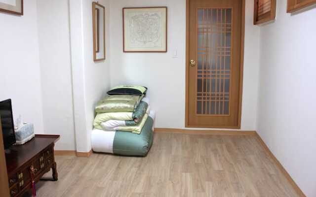 Yeondang Guesthouse