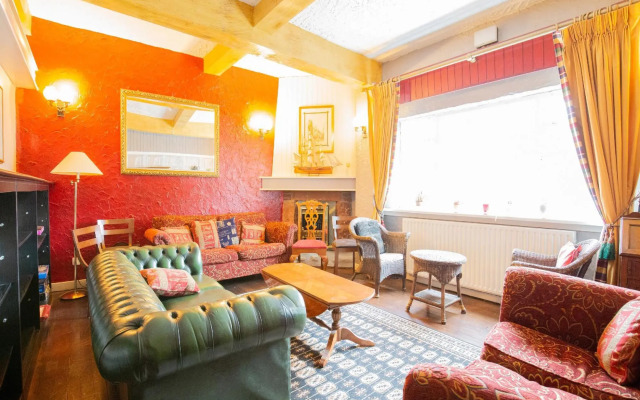 Clachan Cottage Hotel