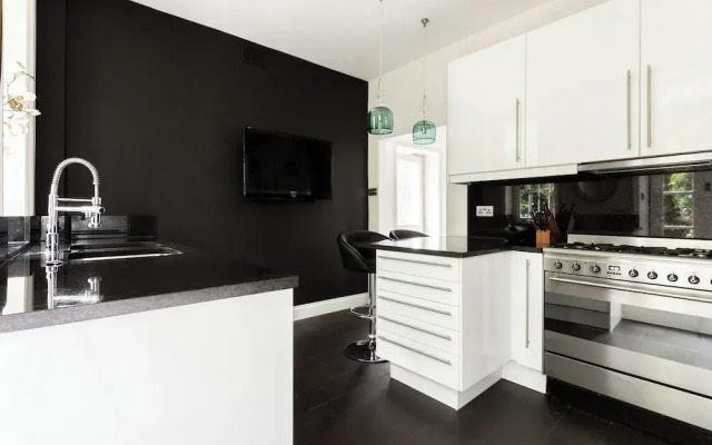 Pembridge Villas III by Onefinestay