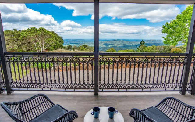 Clouds Montville
