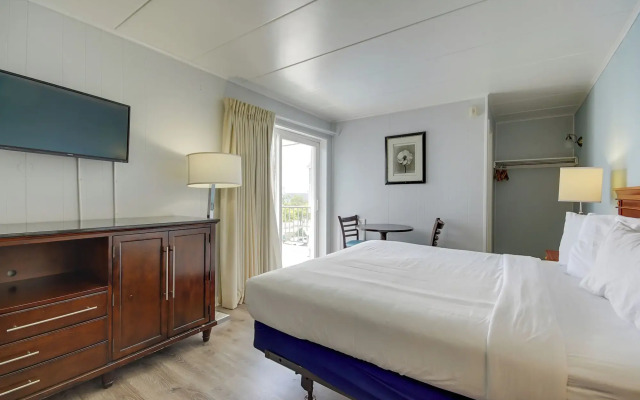 Rideau Oceanfront Motel