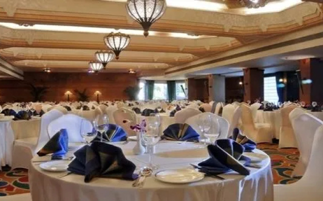 Orient Taj by OYO Rooms