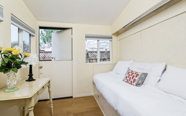 427 Santa Barbara (1655-159019) - 1 Br Hotel Room