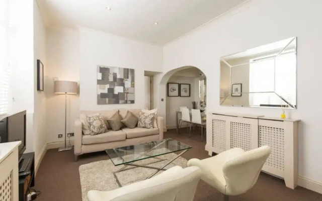 Delightful 2 Bed Apartment In The Heart Of Pimlico