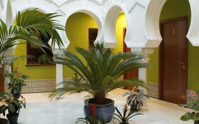 Pension Lineros 38
