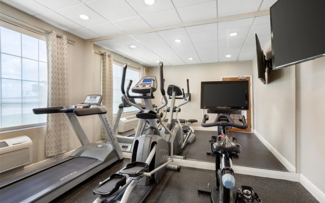 Best Western Plus Executive Hotel & Suites