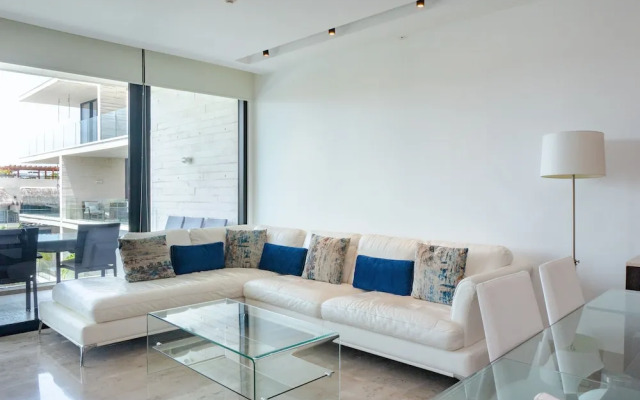Contemporary Design Oceana 422 Playa del Carmen Condo by RedAwning