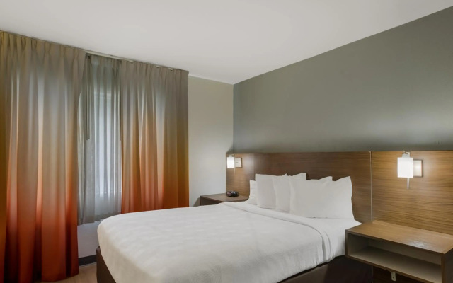MainStay Suites Savannah Midtown