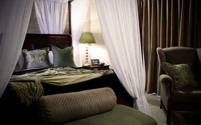 Waterford Manor