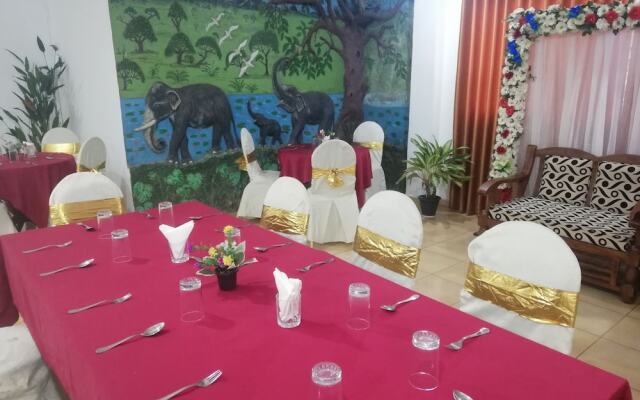 Hotel Elephant Lobby