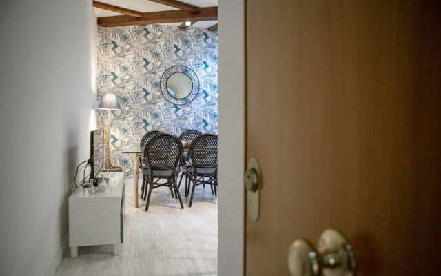 Gorgeous 2bed 2bath in Heart of Madrid City Center