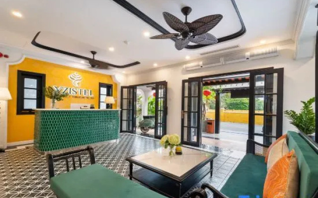 Yzistel Hoi An