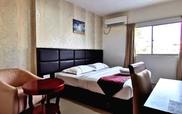 Hotel Holiday Karimun