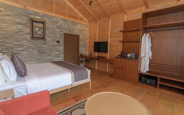 Gangtey Pinewood Resort