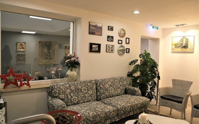 Minsu Hotel