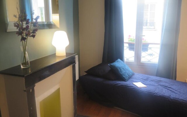 Bright And Newly Renovated Apartment, Hip Canal Saint Martin Area, Central Paris