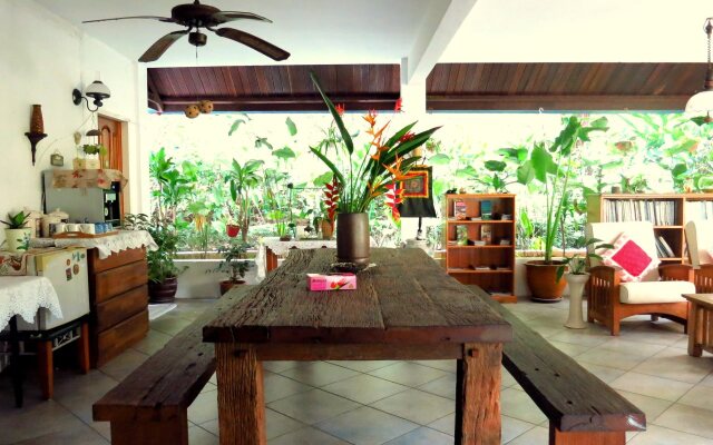 Brahminy Kite Holiday Home