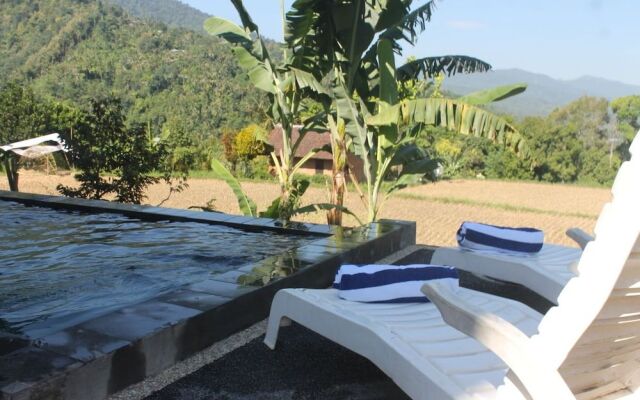 Mandhasativa Homestay