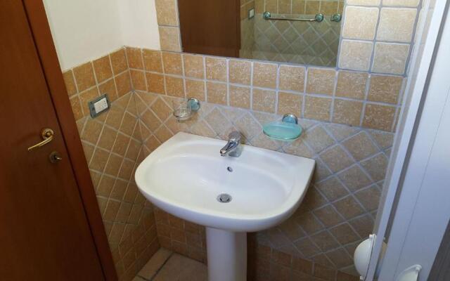 Bilocale a 50 Mt. Dalla Spiaggia 28