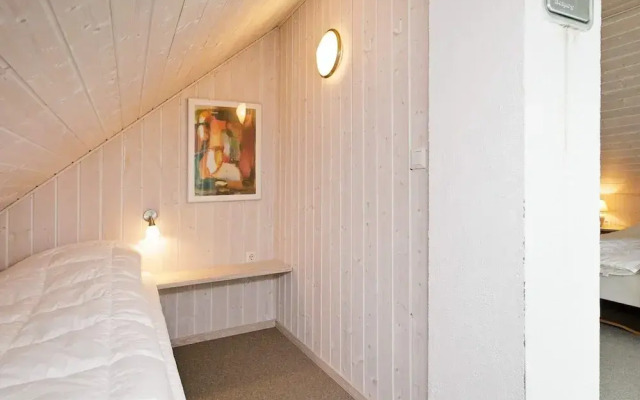 8 Person Holiday Home in Gelting