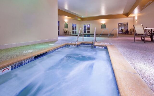 Links Bos Landen Hotel & Spa of Pella, Trademark by Wyndham