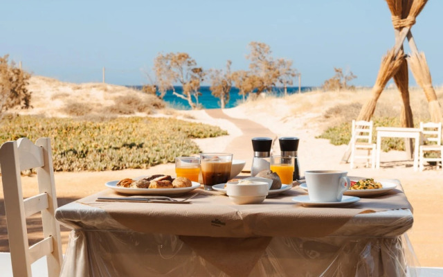 Almiriki Naxos Beachside Living
