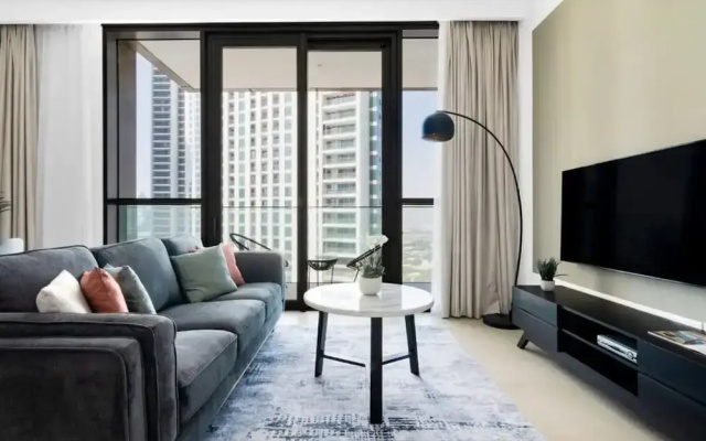 Silkhaus With Direct Access to Zabeel Mall