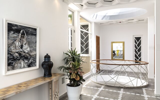 Suite Azur Hotel