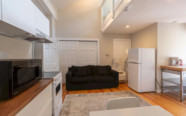 Charming Mountain Loft With Terrace