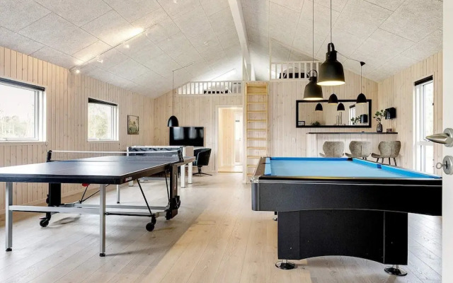 18 Person Holiday Home in Albaek