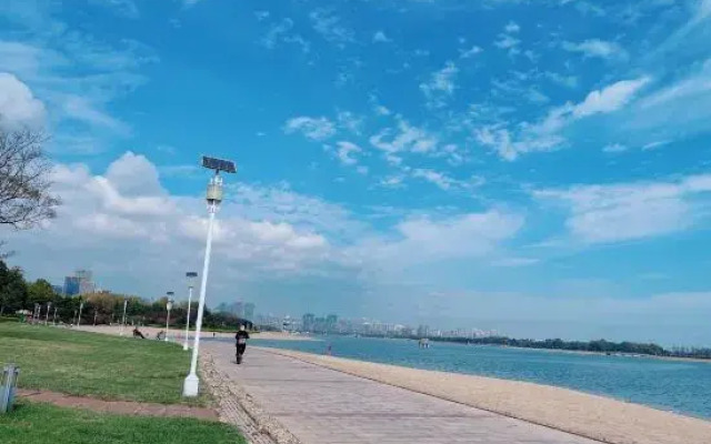 Ailianwan Yuehai Hotel