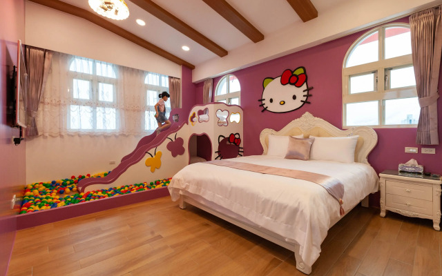 Honeysuckle Family Castle