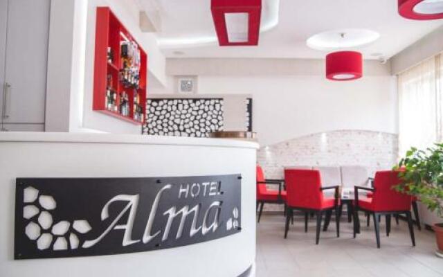 HOTEL Alma