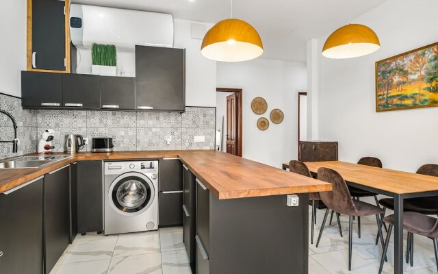 Sintra Retreat Residences