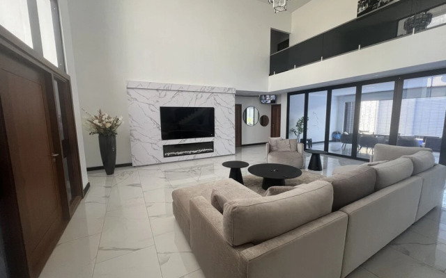 Empire Villa Paramaribo Noord 1