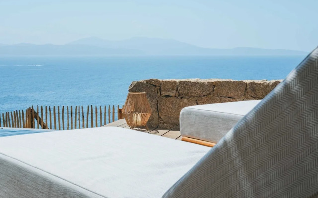 Luxury Villa Saleccia Beach Access Through the Maquis