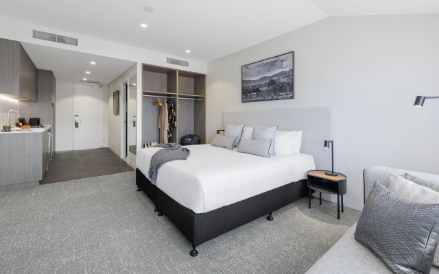 Punthill Tuggeranong – Guest Rooms – Tuggeranong