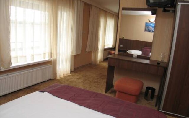 Hotel Jagoda 88