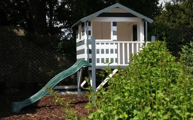 Bel & The Dragon Cookham