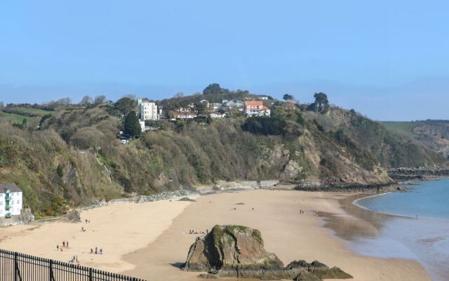 2 Beachtop Court Apartments