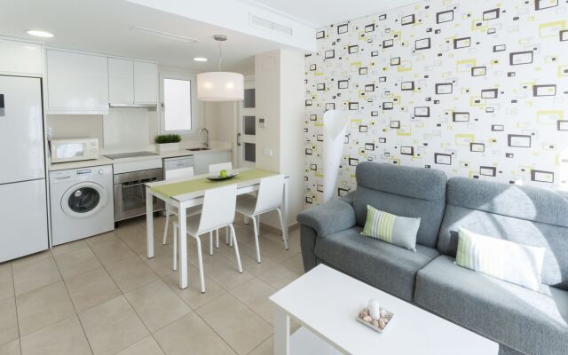 Beach & Port Apartments