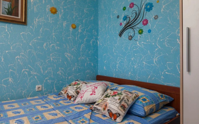 A4 - Modern apt w. Terrace, 3 min Walk to Beach